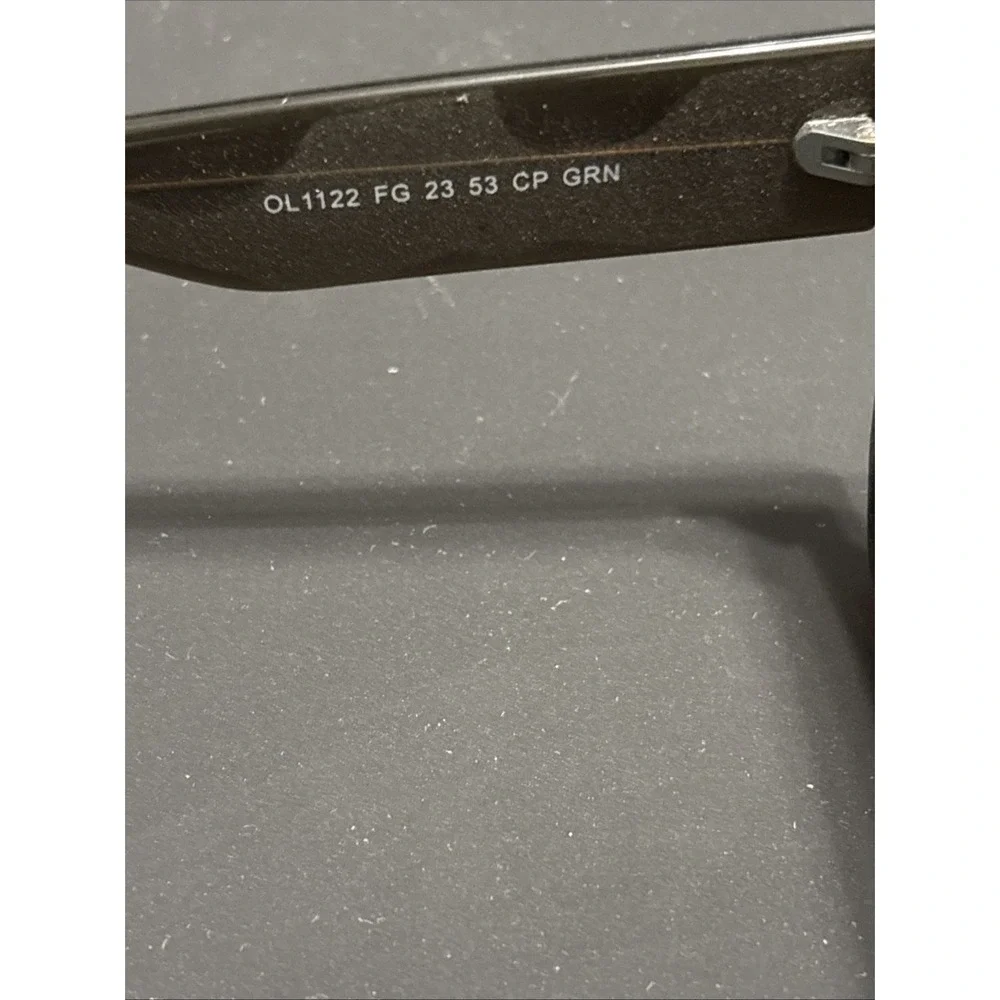 Foster Grant frame close from